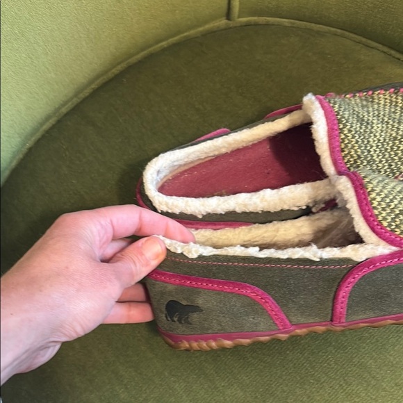 Sorel Women's Moccasins - Pink and Green - Picture 3 of 8